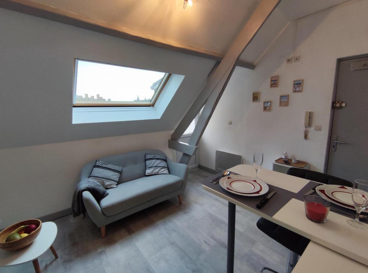 Joli Petit T2 Terrasse Proche Du Phare Daire Calais Dış mekan fotoğraf